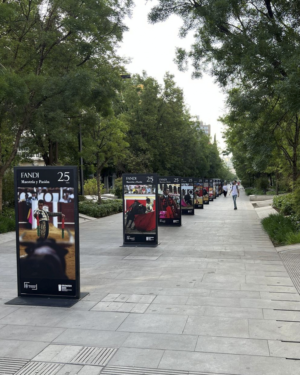 Exposición en homenaje a los 25 años de alternativa de "El Fandi" en Granada